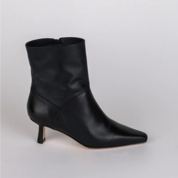INTENTIONALLY BLANK SISSY ANKLE BOOT - BLACK - Picture 10 of 10